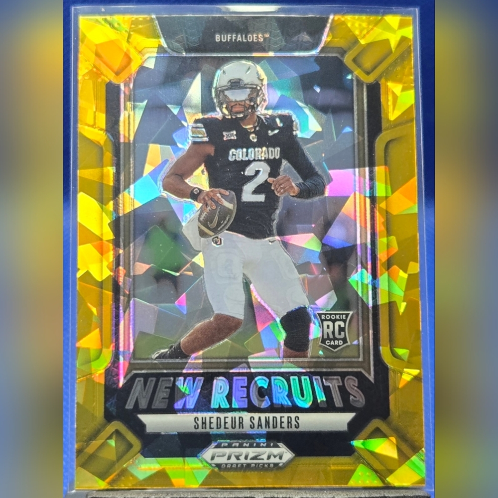 Shedeur Sanders New Recruits Rookie Card - GOLD ICE (RC)